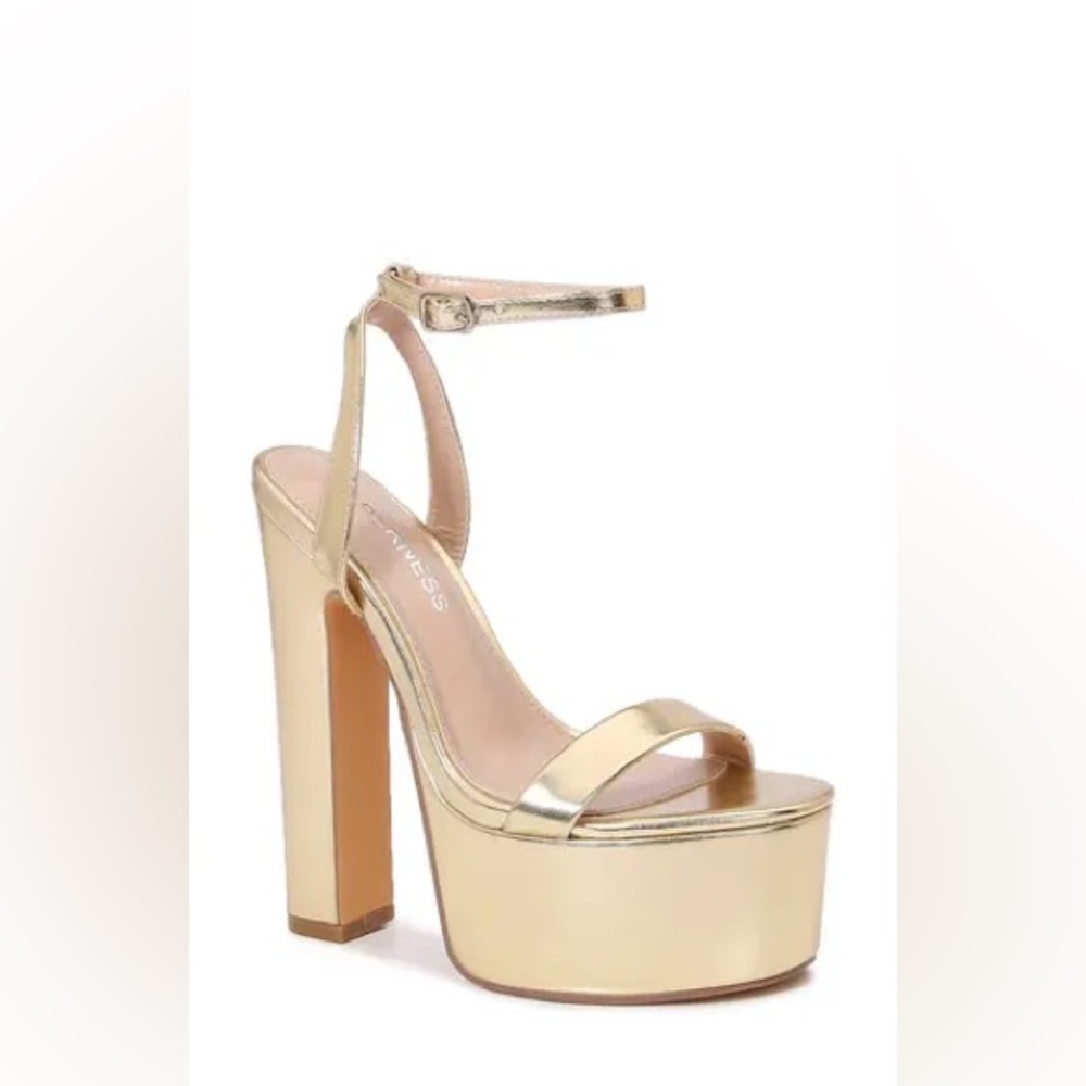 Berness Gold Platform Heels 8.5